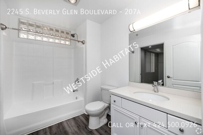 Building Photo - 2245 S Beverly Glen Blvd