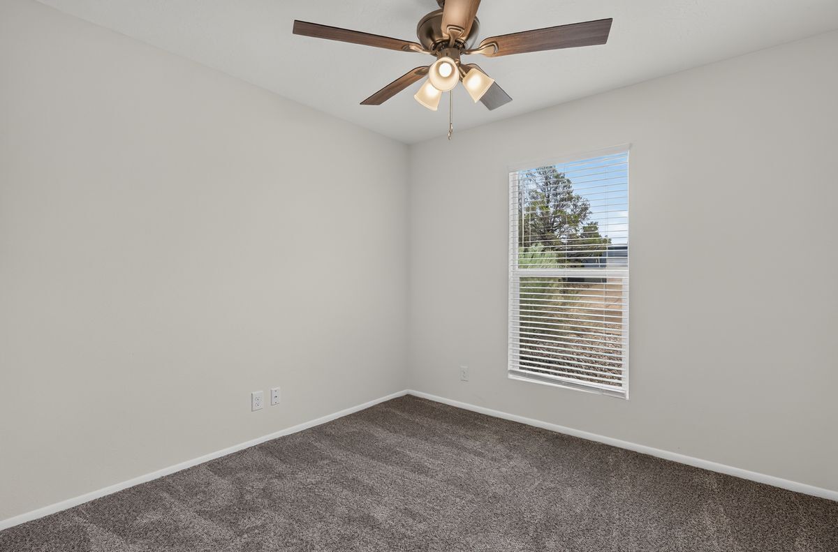 Building Photo - 10501 Delicado Pl NE