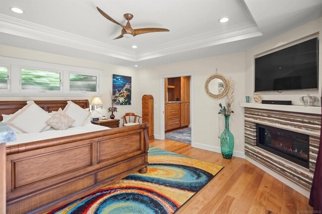 Building Photo - 1040 Alameda Blvd