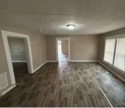 Building Photo - 218 Irving Ave