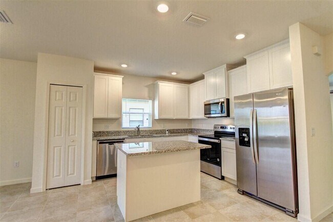 Building Photo - 3713 Whimsical Cir