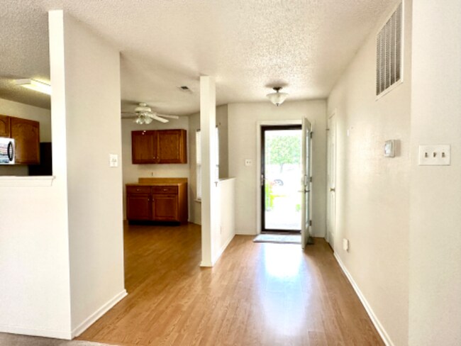 Building Photo - 9393 W Quarter Moon Dr