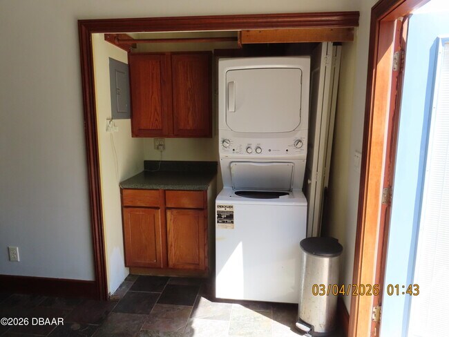 Building Photo - 112 Fox Pl