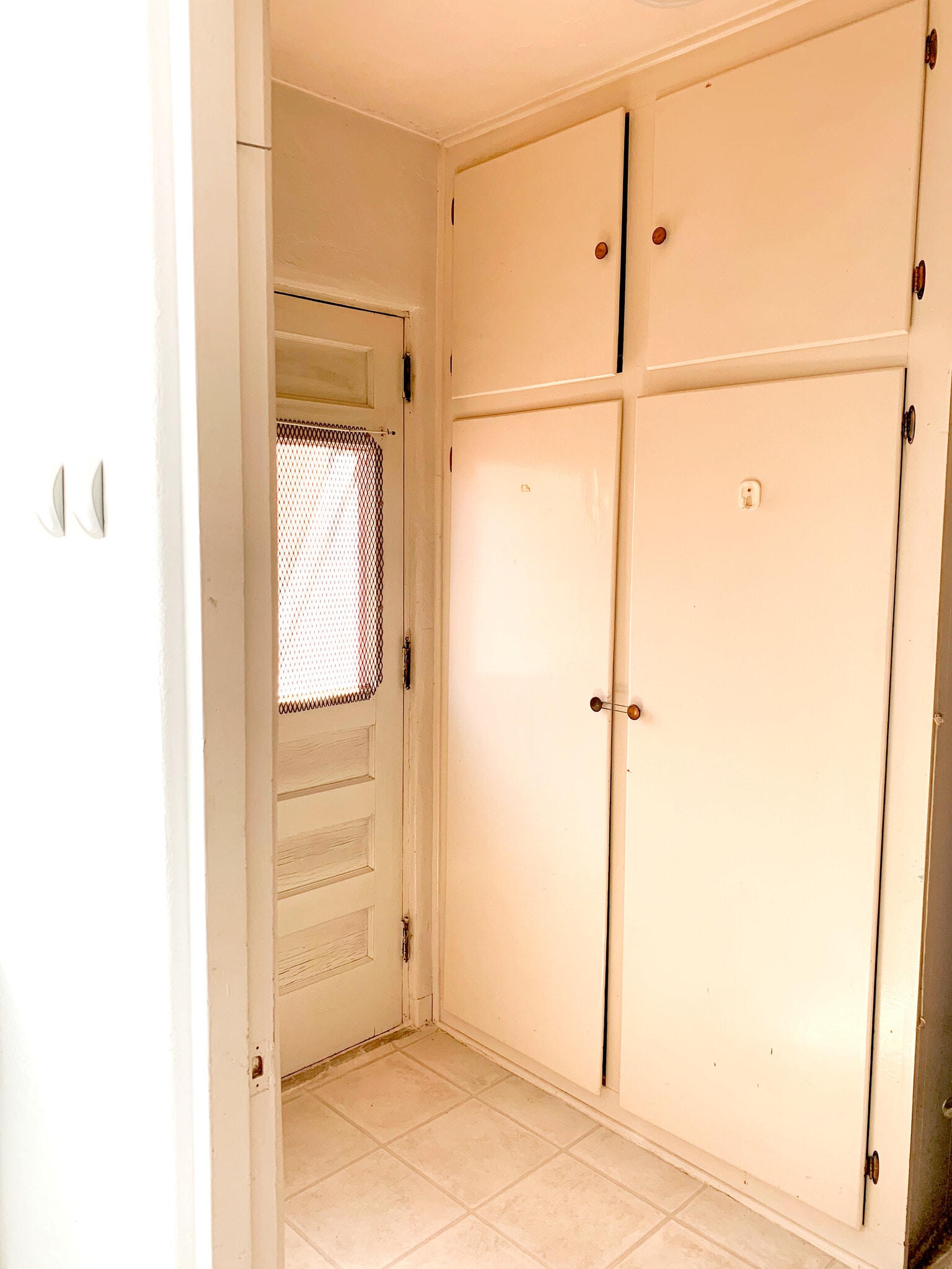 Building Photo - 417 Princeton Dr SE