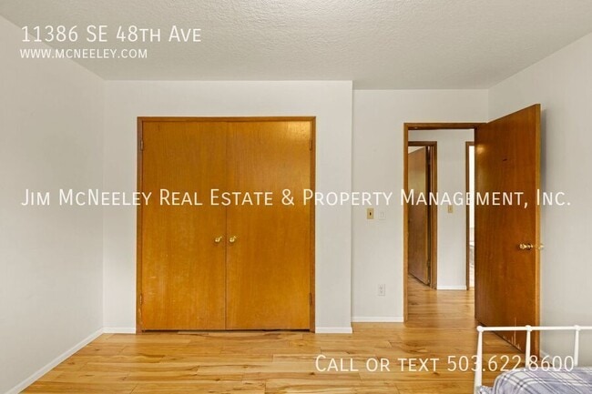 Building Photo - 11386 SE 48th Av