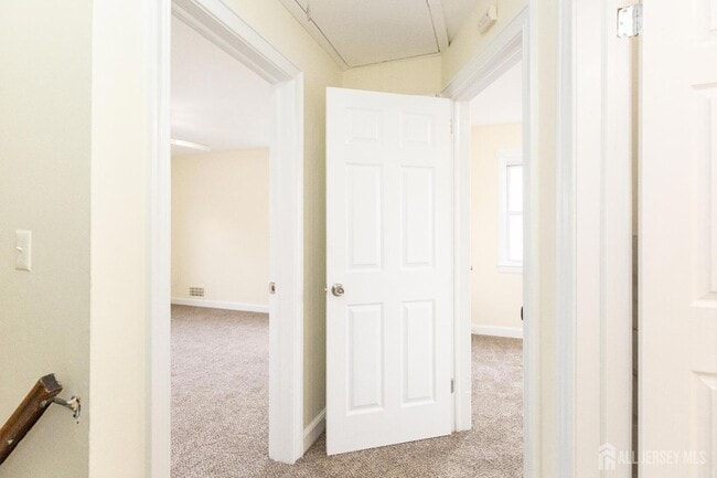 Building Photo - 78 Koyen St