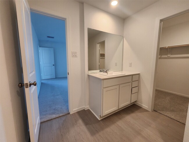 Building Photo - 10422 Cloud Nine Ct