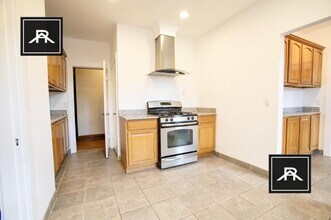 Building Photo - 3 bedroom in Brighton MA 02135