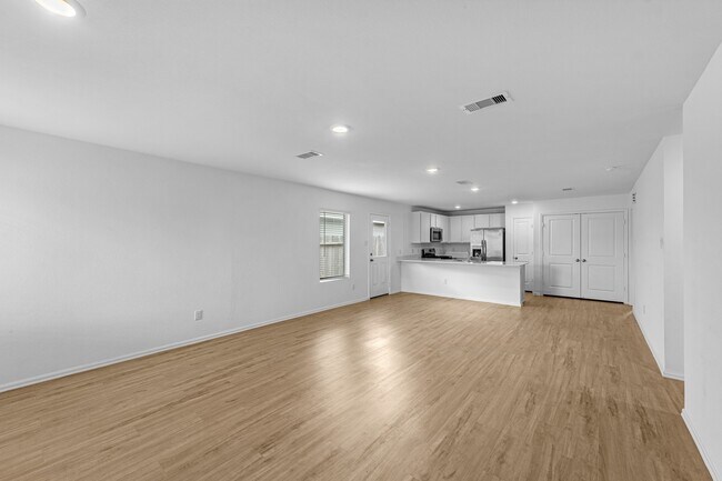 Building Photo - 13769 Kit Run