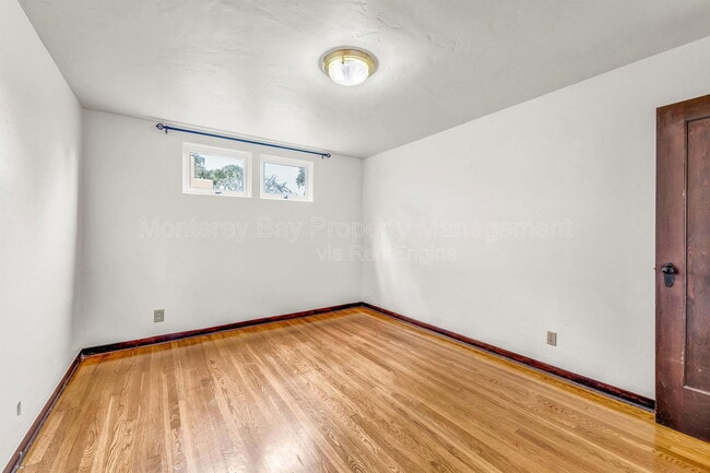 Building Photo - 940 14th St