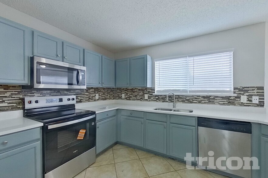 Building Photo - 6209 Winnebago Ct