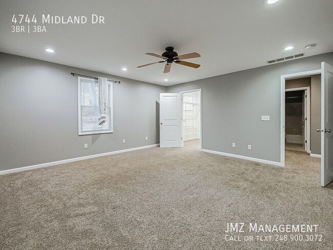 Building Photo - 4744 Midland Dr