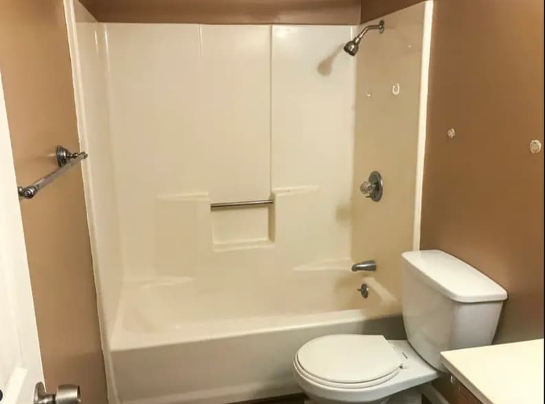 Building Photo - 5516 NW Cimarron Dr