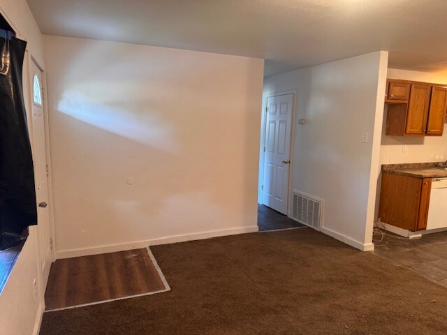 Building Photo - 30 St Gregory Dr