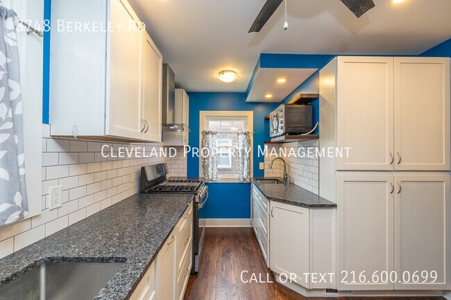 Building Photo - 3748 Berkeley Rd