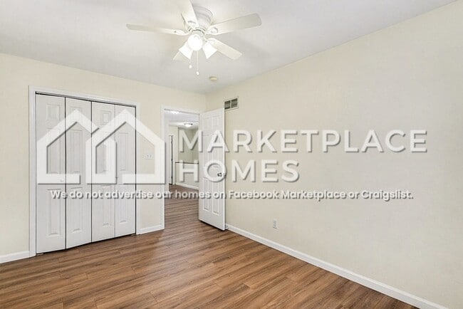 Building Photo - 311 Plum St