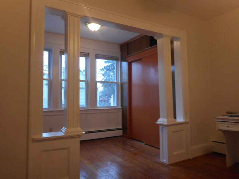 Sunroom - 12 Campbell Ave
