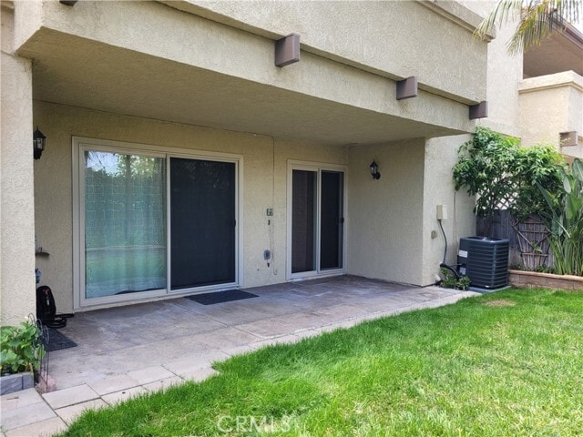 Building Photo - 25251 Oak Canyon Ln