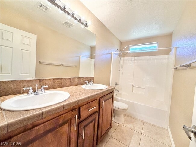Building Photo - 10360 Blue Ginger Dr