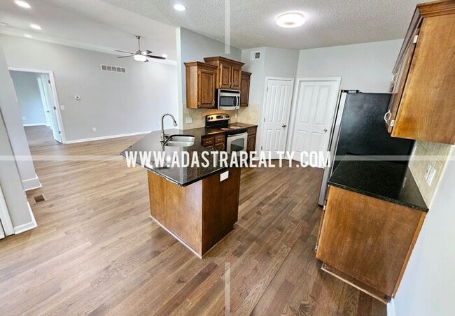 Building Photo - Fabulous Ranch Home in Liberty-Avaialable in MARCH!!