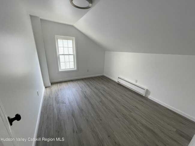 Building Photo - 19 Broadhead St