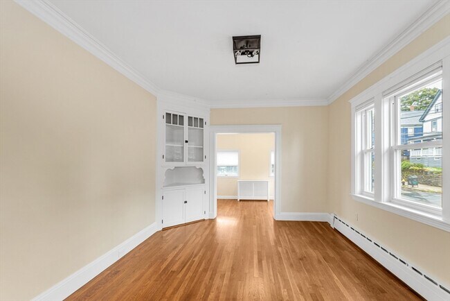Building Photo - 110 Metropolitan Ave