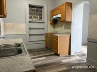 Building Photo - 7122 S Wentworth Ave