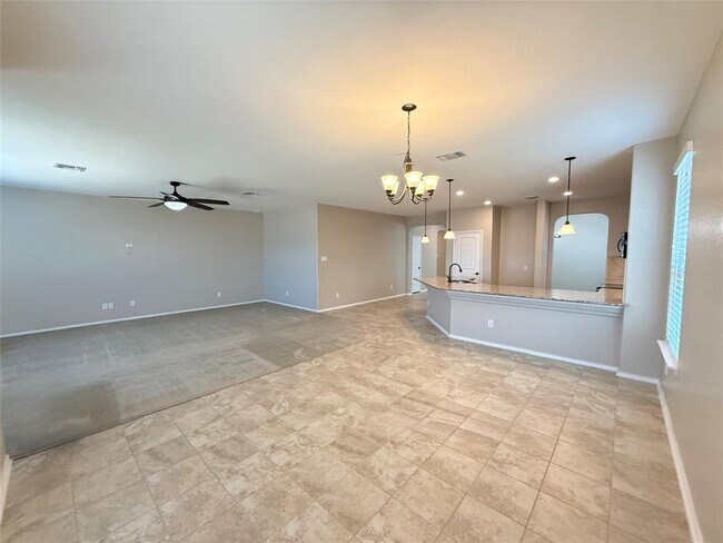 Building Photo - 334 Reunion Ln