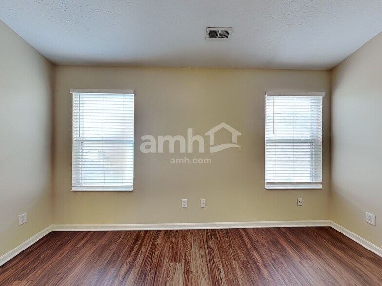 Building Photo - 2571 Allegro Ln