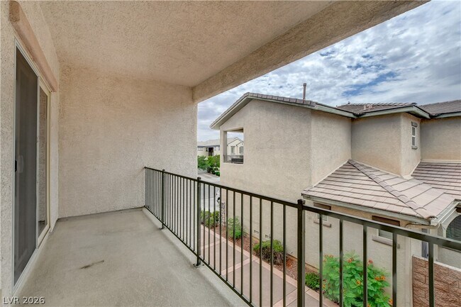 Building Photo - 10474 Howling Coyote Ave