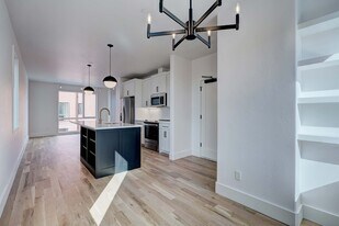 Building Photo - Spoke Street