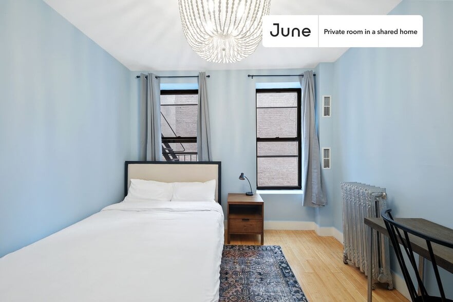 Building Photo - Room in Shared 2 bed/1 bath home