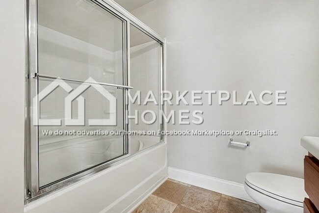 Building Photo - 5974 Westchase St