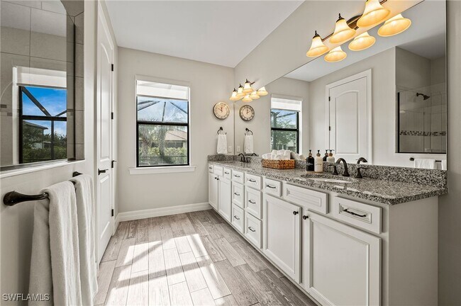Building Photo - 4424 Owens Way