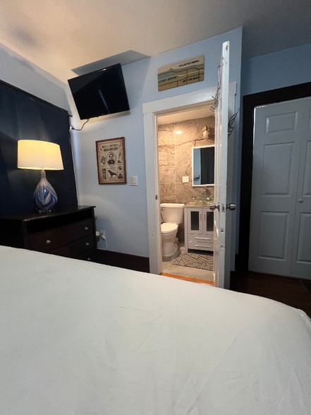 Building Photo - 206 Neponset Ave