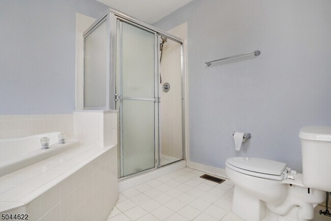 Building Photo - 29 Gordon Cir