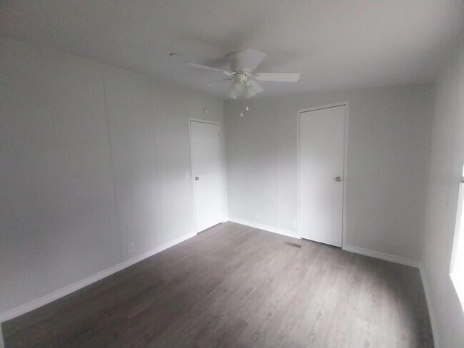 Building Photo - 12786 Roy Harris Loop