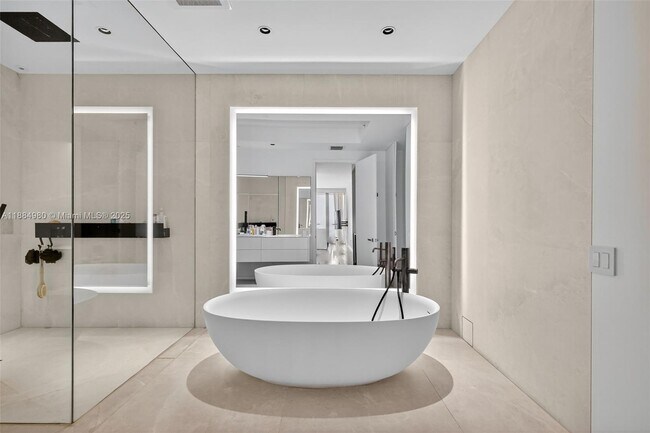 Building Photo - 9705 Collins Ave