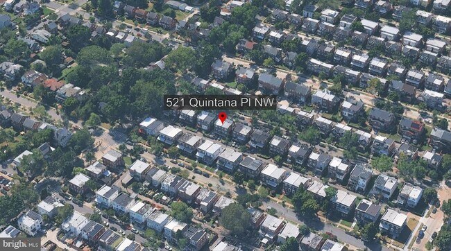 Building Photo - 521 Quintana Pl NW