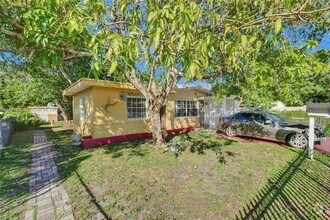 Building Photo - 3 bedroom in North Miami FL 33168