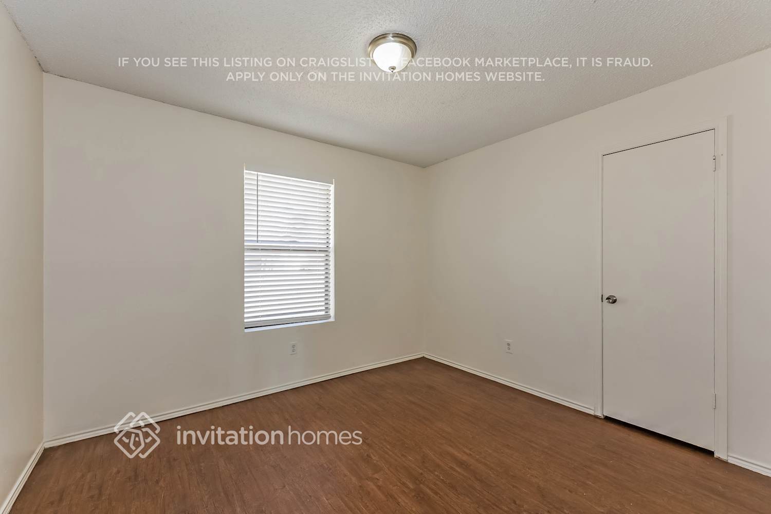 Building Photo - 654 Clover Ln