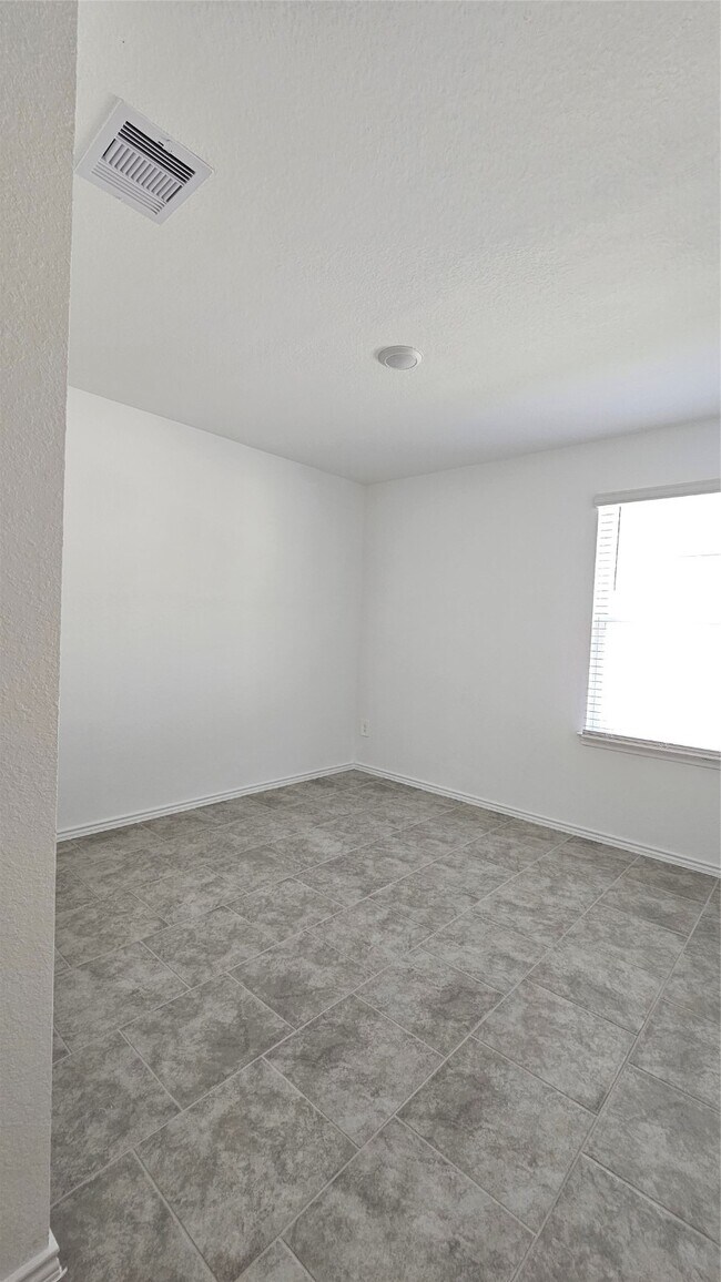 Building Photo - 1106 Appaloosa Ln