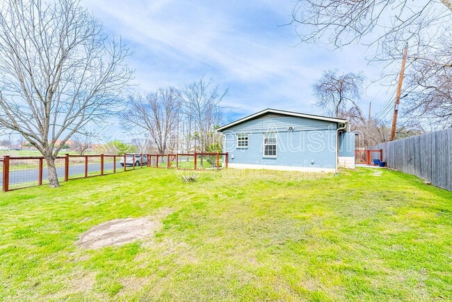 Building Photo - 5109 Overbrook Dr