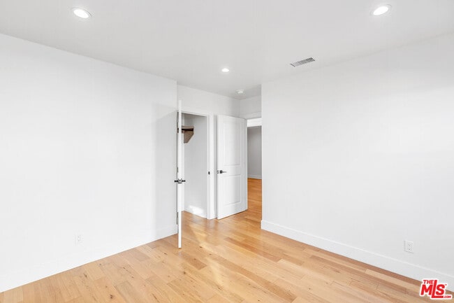 Building Photo - 3062 Field Ave