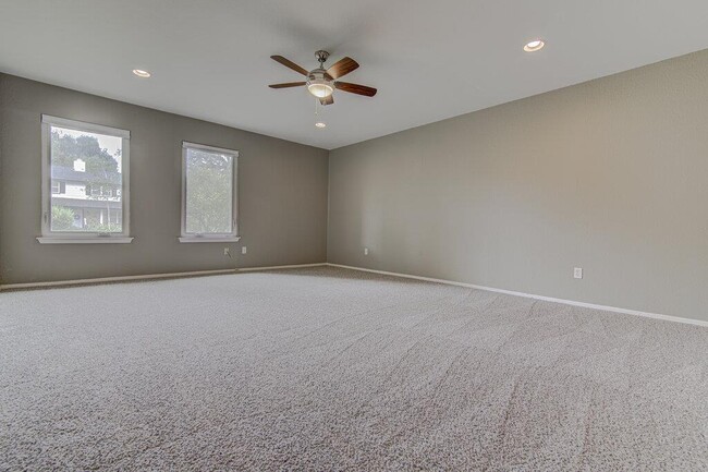 Building Photo - 12430 Wycliff Ln