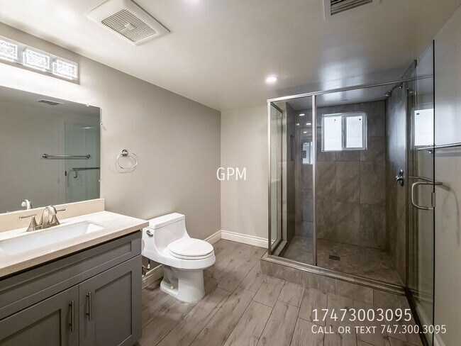 Building Photo - Luxury Living in the Heart of NOHO – Brand...