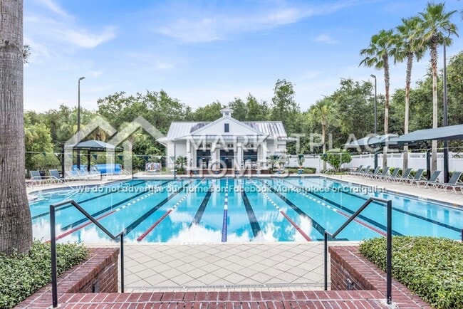 Building Photo - 3996 Vlg Vw Ln