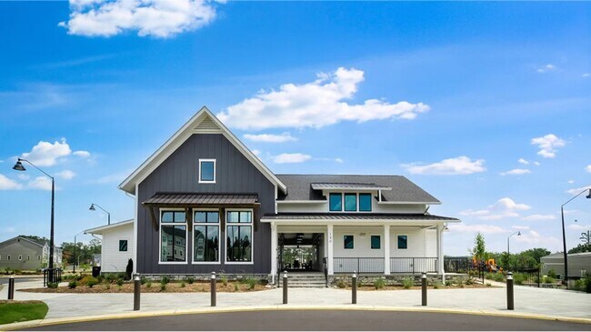 Building Photo - 516 Light Oak Wy