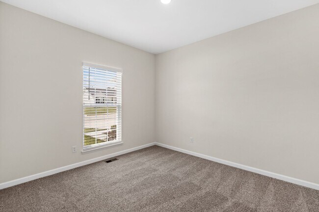 Building Photo - 297 Osprey Ct