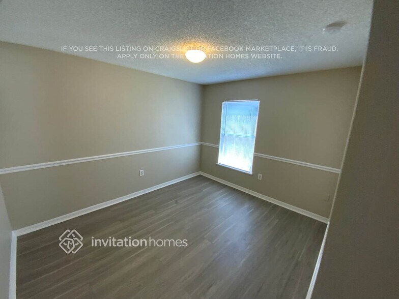 Building Photo - 3651 Gilmore Heights Rd N